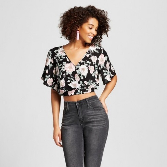 🎉HP🎉 NWT Xhilaration Floral Print Flutter Crop Top - Picture 1 of 5